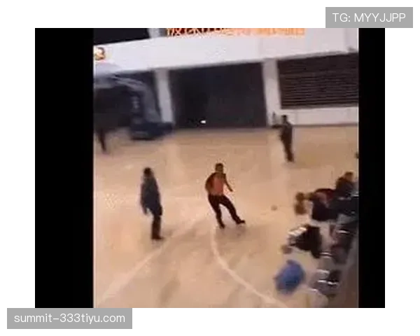场内犯规和场外犯规判罚标准到底有何不同? 场内犯规和场外犯规判罚标准到底有何不同?